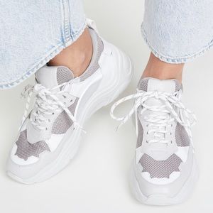 IRO Curverunner Sneaker size 39 in Taupe